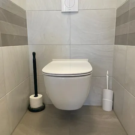 Equi Guidance Apartment *